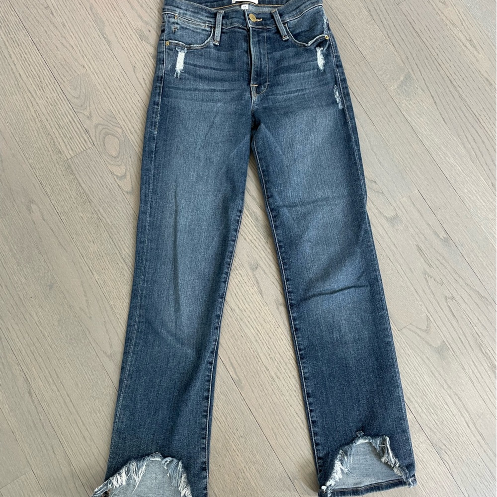 FRAME jeans with frayed bottom